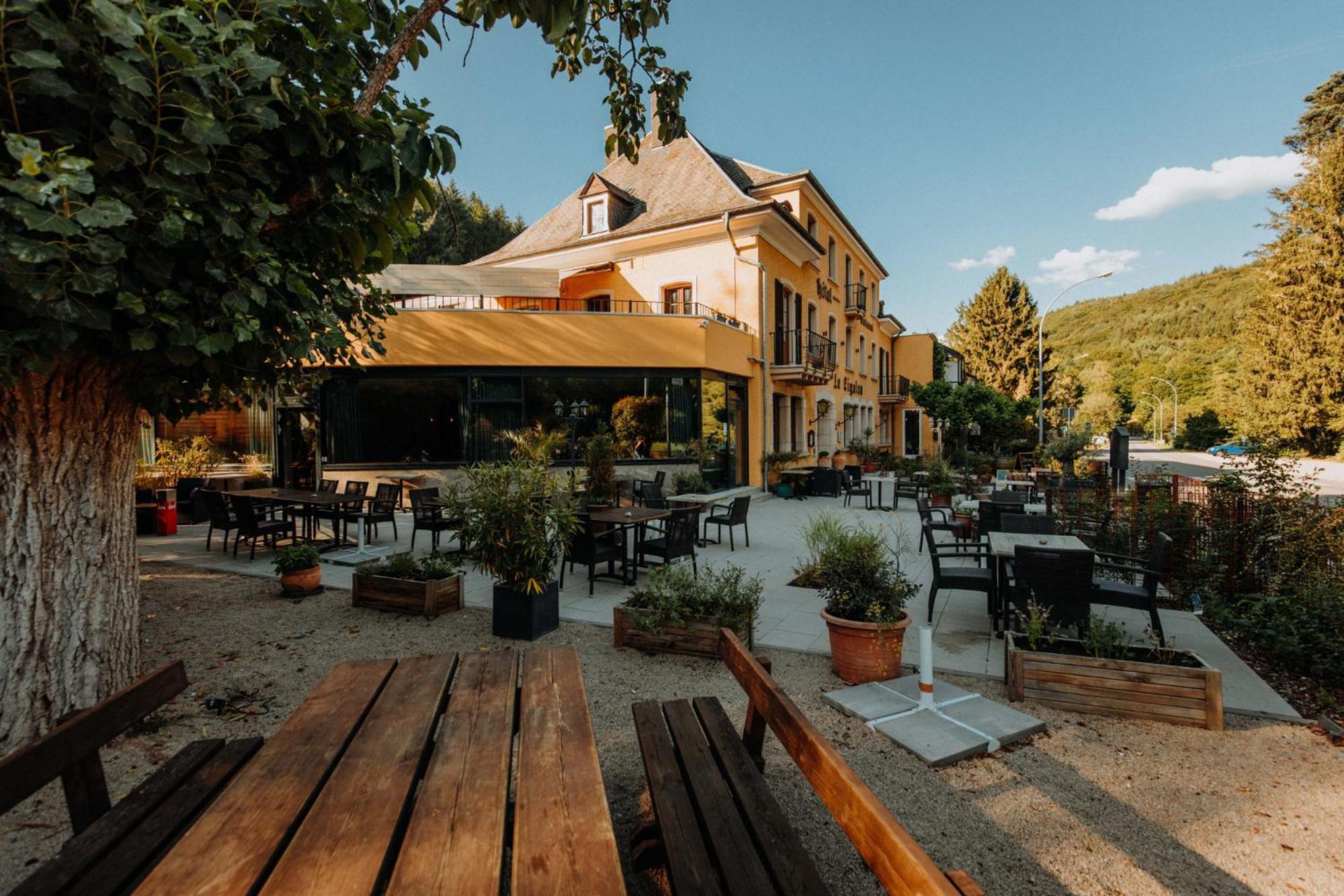 Hotel Restaurant Le Cigalon Waldbillig Esterno foto